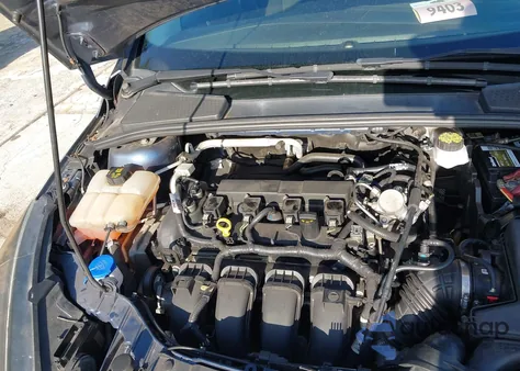 2018 Ford Focus Sel z USA, uszkodzony, nr VIN 1FADP3H22JL216037